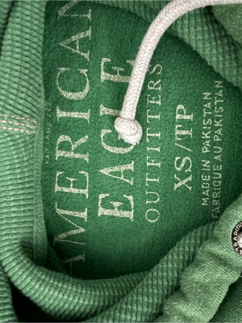 American Eagle Outfitters Men's Green Crewneck Sweatshirt